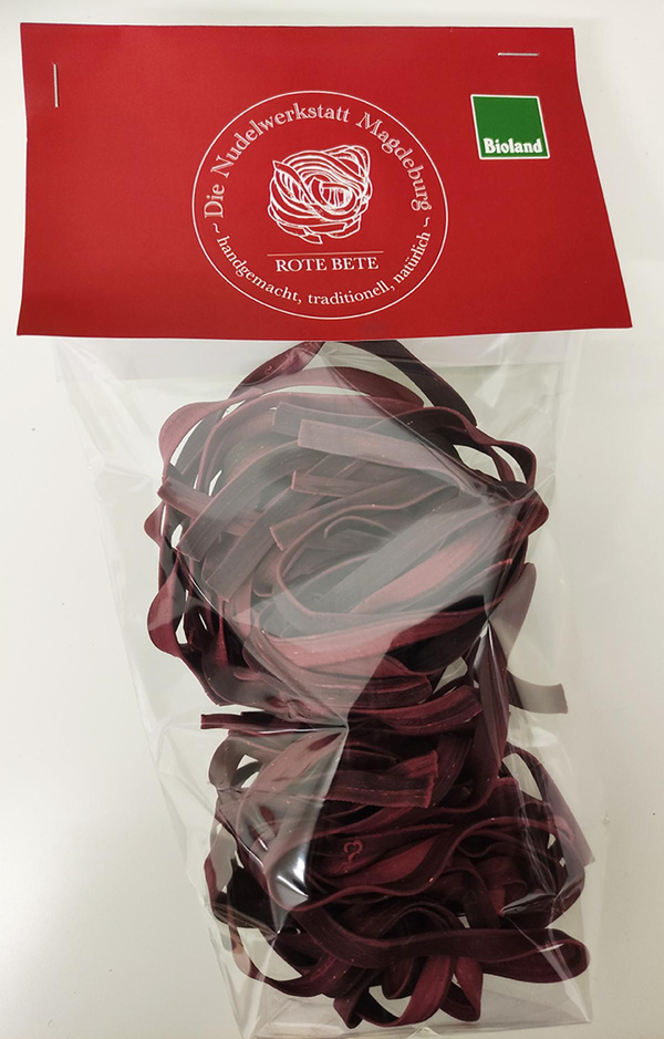 Produktfoto zu Bandnudeln Rote Bete---